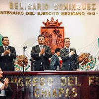 Velasco rinde su quinto informe, pero deja en suspenso licencia para buscar senaduría por Chiapas