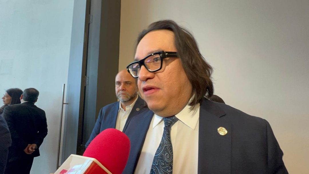 El fiscal general de Querétaro, Víctor de Jesús Hernández, negó tener responsabilidad en las primeras actuaciones en la búsqueda de Verónica. Crédito. Jovana Espinosa
