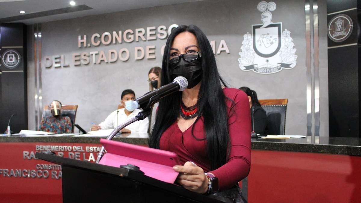 Claudia Gabriela Aguirre Luna, diputada local