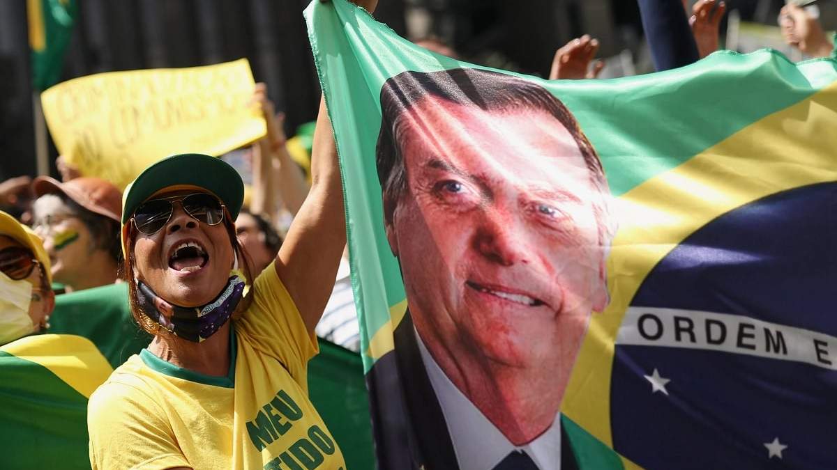 Una simpatizante del presidente de Brasil, Jair Bolsonaro. Fuente: (Twitter)