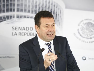 Senador de Tabasco pide intervención de AMLO para atender la crisis del sector salud
