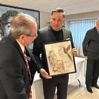 Cuba reconoce a líder de maquiladoras por impulso cultural de la isla