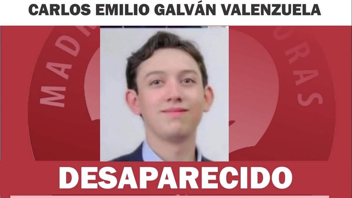 Familiares y colectivos marchan en Durango para exigir aparición de Carlos Emilio Galván Valenzuela