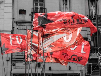 Organizaciones sociales bloquean una petrolera en Neuquén: aquí el porqué