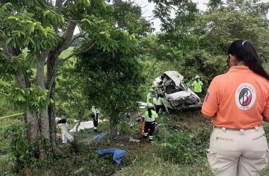 Las autoridades migratorias mexicanas informaron que el Consulado de Honduras se hará cargo de los trámites para el reclamo de los cuerpos de los fallecidos