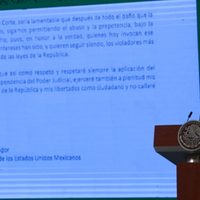 AMLO pide a Arturo Zaldívar investigar a juez que suspendió reforma eléctrica