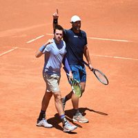 El tenista mexicano Santiago González gana en su presentación en Roland Garros