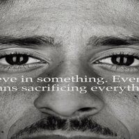 Nike revive a Kaepernick tras controversia por arrodillarse durante himno de EU