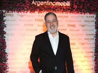 El amor es más fuerte: Fabián Doman se encuentra nuevamente muy bien acompañado