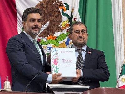 Entregan al congreso de la CDMX el primer informe de Brugada