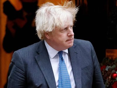 Boris Johnson, complicado: la Policía investigará las fiestas en la sede del Gobierno