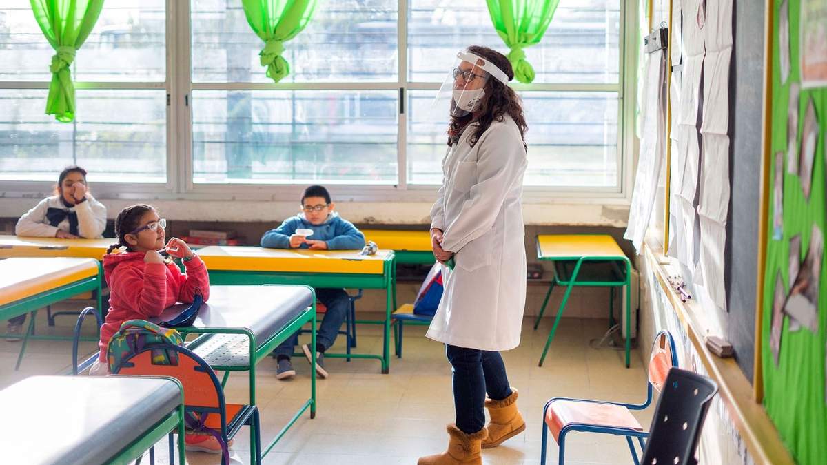 Ciudad y Nación lograron un acuerdo para la reincorporación escolar. Fuente: (Twitter)