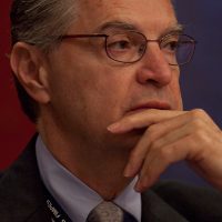 Exfuncionario en sexenio de Fox propone alianza PAN-PRI para 2018