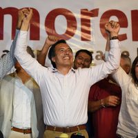 Cuitláhuac García promete esclarecer asesinatos de periodistas