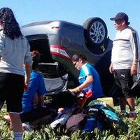 Vuelca auto con jugadoras de Gallos Blancos; sufren lesiones leves