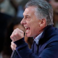 En plena pandemia, Mauricio Macri abandonó el país junto a su familia