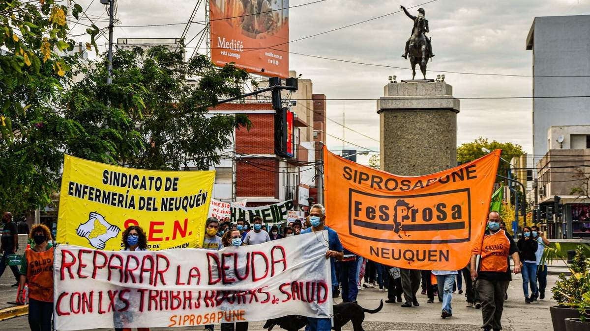 Manifestación del SiProSaPuNe (Sindicato de Profesionales de la Salud Pública de Neuquén). Fuente: (Twitter)