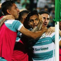 Santos viene de atrás y vence 2-1 a Rayados en la ida de los cuartos de final