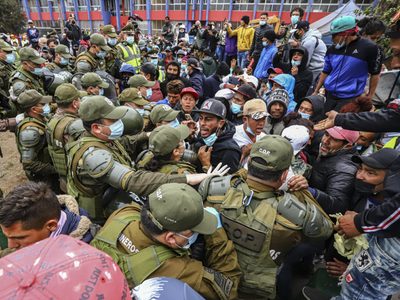Violento desalojo en Chile: carabineros desmantelan un campamento de migrantes venezolanos