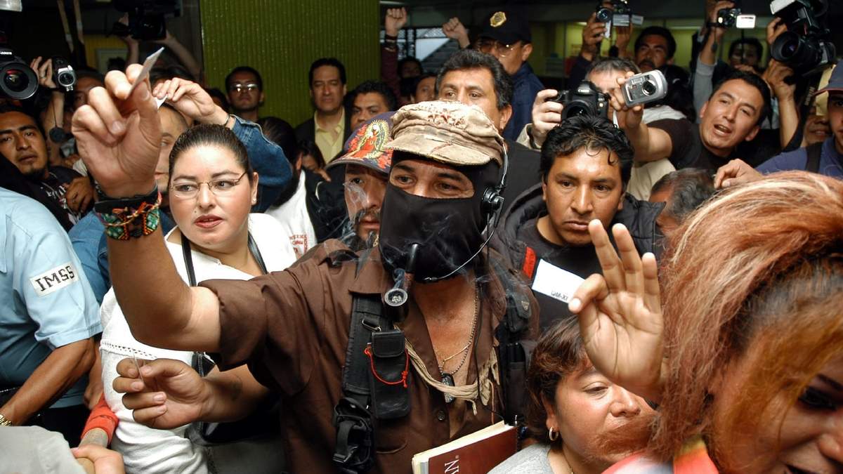Marcos. De subcomandante a "capitán insurgente"
