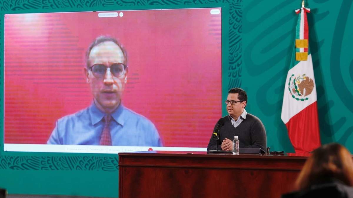 Hugo López-Gatell participó desde su casa en la conferencia