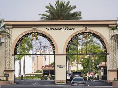 Pesos pesados de Hollywood expresan “oposición inequívoca” a la fusión Paramount-Warner