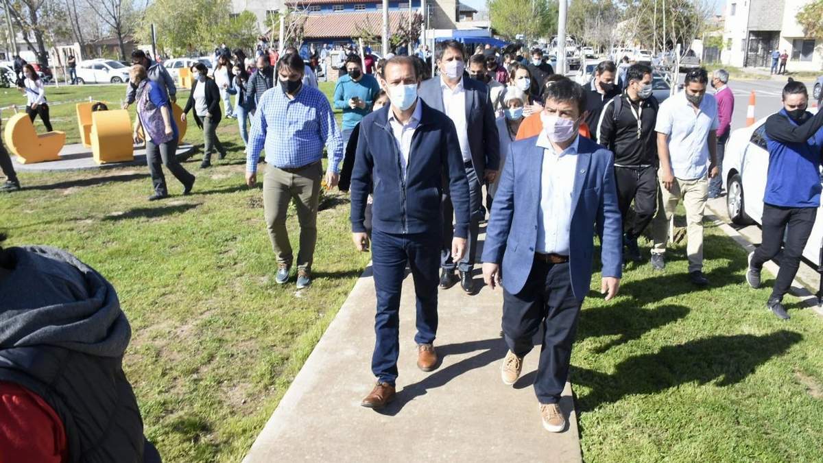 Omar Gutiérrez y Mariano Gaido juntos en el acto. Fuente: (Twitter)