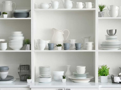 Mirá este increíble y barato truco para guardar los platos y ahorrar el máximo espacio en tu cocina