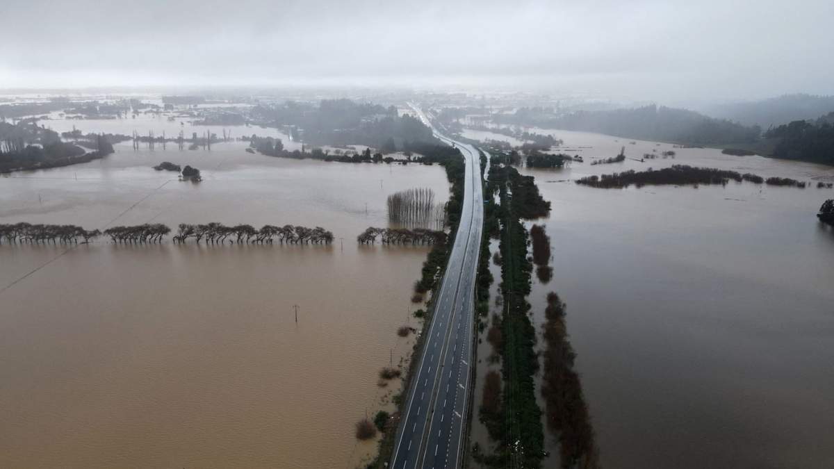 El frente frío podría provocar intensas precipitaciones durante el fin de semana. Fuente: (X)