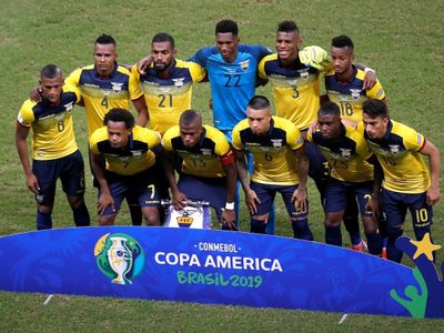 Un ex DT de River y otro con pasado en Boca, los candidatos a dirigir Ecuador
