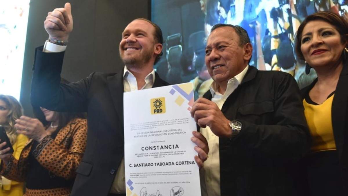 Santiago Taboada y Jesús Zambrano en la sede del PRD