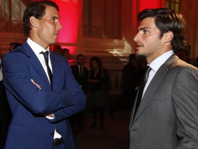 “Mi ídolo y referente”: la emoción de Carlos Sainz tras el retiro de Rafael Nadal