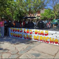 Instituciones de Centenario realizaron una nueva marcha por los derechos del niño