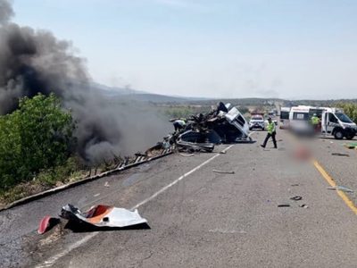 Mueren 21 personas en un accidente en la autopista Cuacnopalan-Oaxaca (Video)