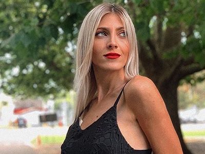 Candela Ruggeri noqueó a sus fans con un diminuto top blanco. ¡Todo al natural y firme!