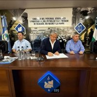 Tras la firma de un convenio con petroleros, Figueroa reclamó inversiones a operadoras de Vaca Muerta