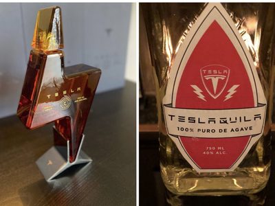 Elon Musk lanza su tequila marca Tesla; México le impidió llamarlo "Teslaquila"