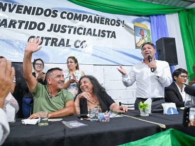 "El peronismo entró en crisis": la frase que dijo Rioseco frente a militantes del PJ de Neuquén