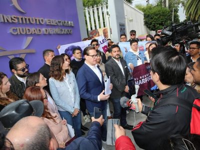 Denuncian a García Harfuch y Clara Brugada por actos anticipados de campaña