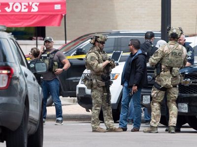 Varias personas muertas y múltiples heridos en un tiroteo en un centro comercial de Texas