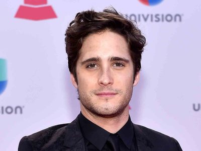 ¡De infarto! Mirá cómo Diego Boneta enloqueció a su fanaticada al imitar a Tom Cuise. ¿Lo esperabas?