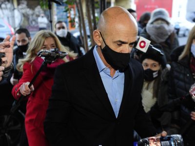 Sin responder preguntas, Arribas se desligó del espionaje ilegal del Macrismo