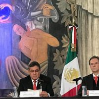 El SNTE se desmarca de la CNTE y se declara aliado del gobierno federal