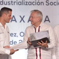 AMLO firma el Pacto Oaxaca para 'fomentar un crecimiento con bienestar” en el sur-sureste