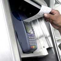 En México no existen condiciones de competencia en la red de pagos con tarjeta: Cofece