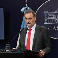 El Gobierno anunció que tomará medidas por los estatales que se adhieran al paro de la CGT