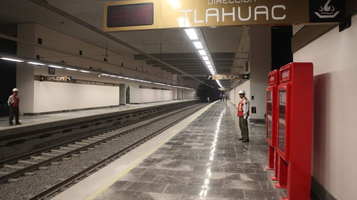 El tramo subterráneo de la línea 12 del Metro corre de la estación Mixcoac a Atlalilco