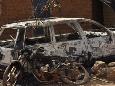 Al menos 100 personas mueren en ataque armado en Nigeria