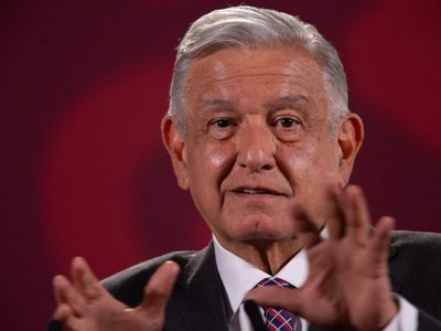 AMLO presume "solidaridad de nuestro pueblo" en la marcha del domingo