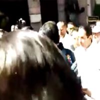 Agreden, insultan y corren al gobernador de Querétaro del desfile del 1 de Mayo